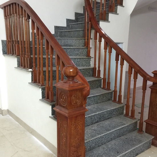 Cầu thang gỗ M38